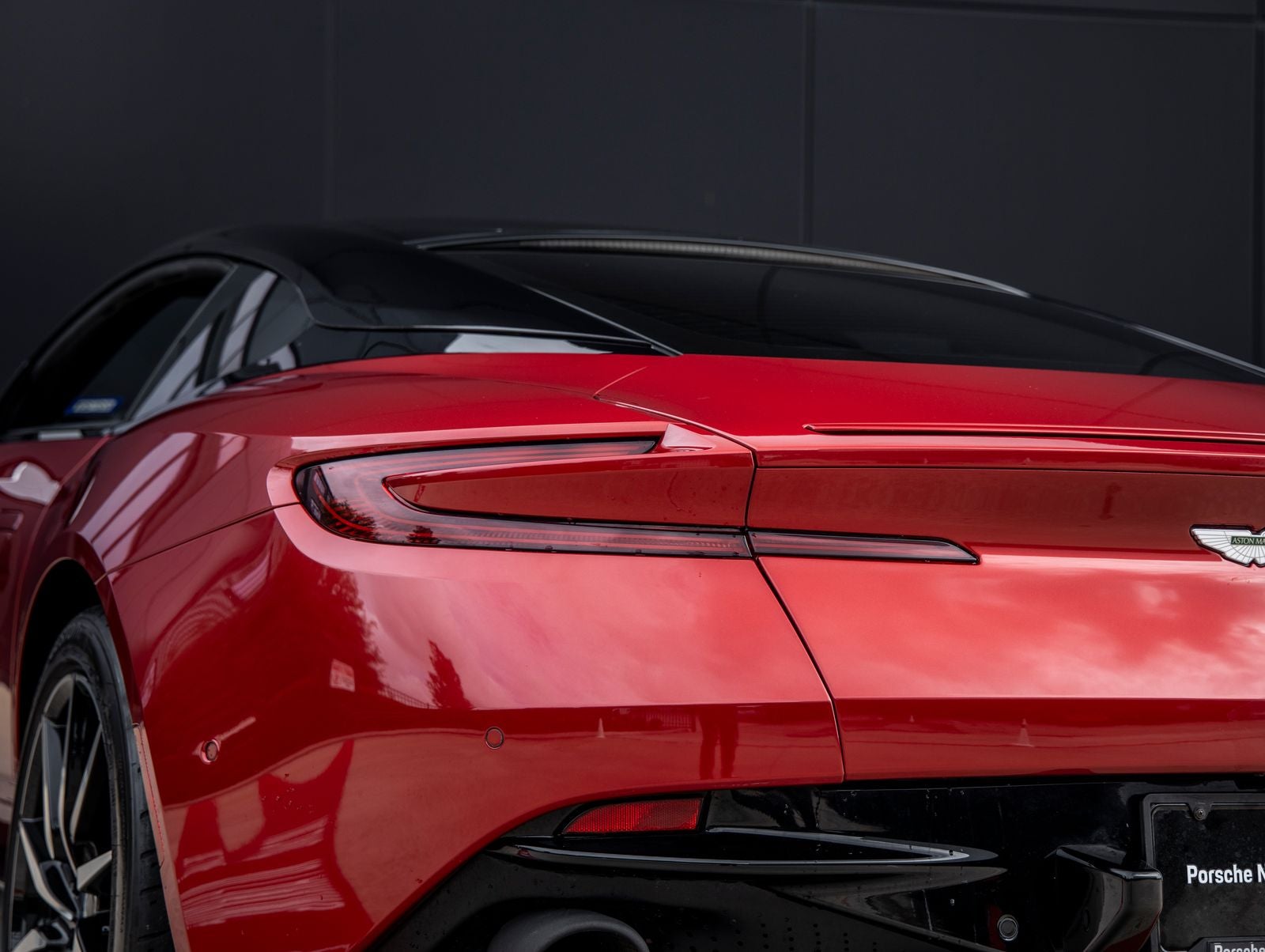2017 Aston Martin DB11 Base