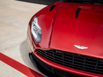 2017 Aston Martin DB11 Base