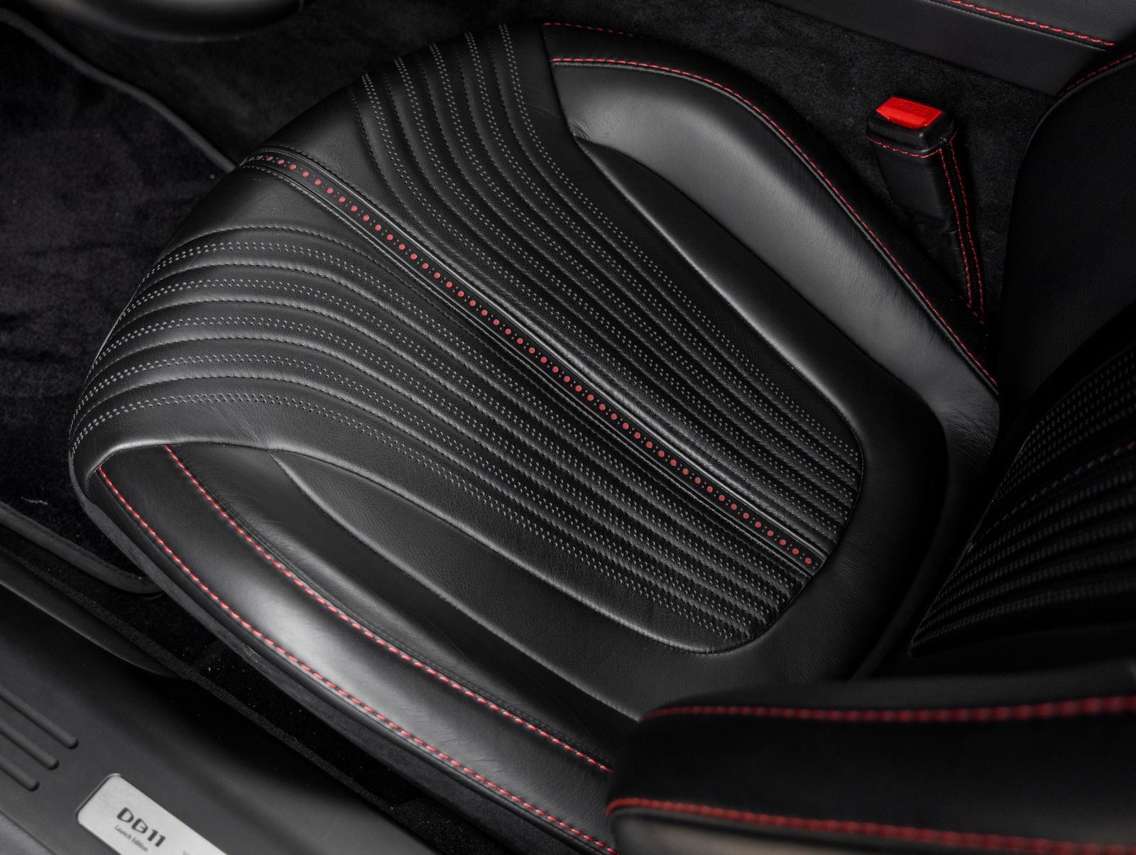 2017 Aston Martin DB11 Base