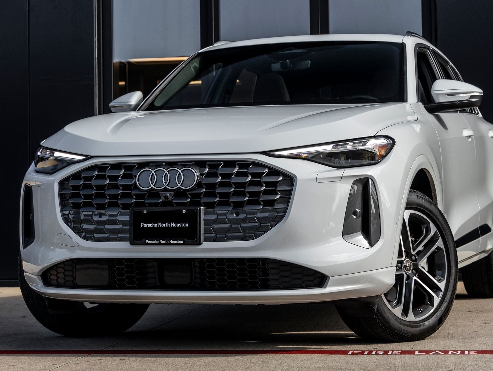 2025 Audi Q5 2.0T Premium Plus quattro