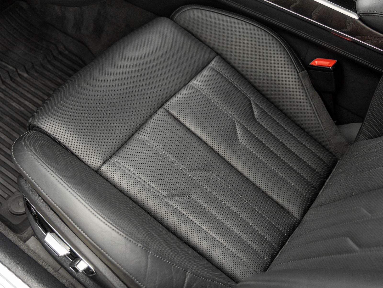 2022 Audi A8 L 55 quattro