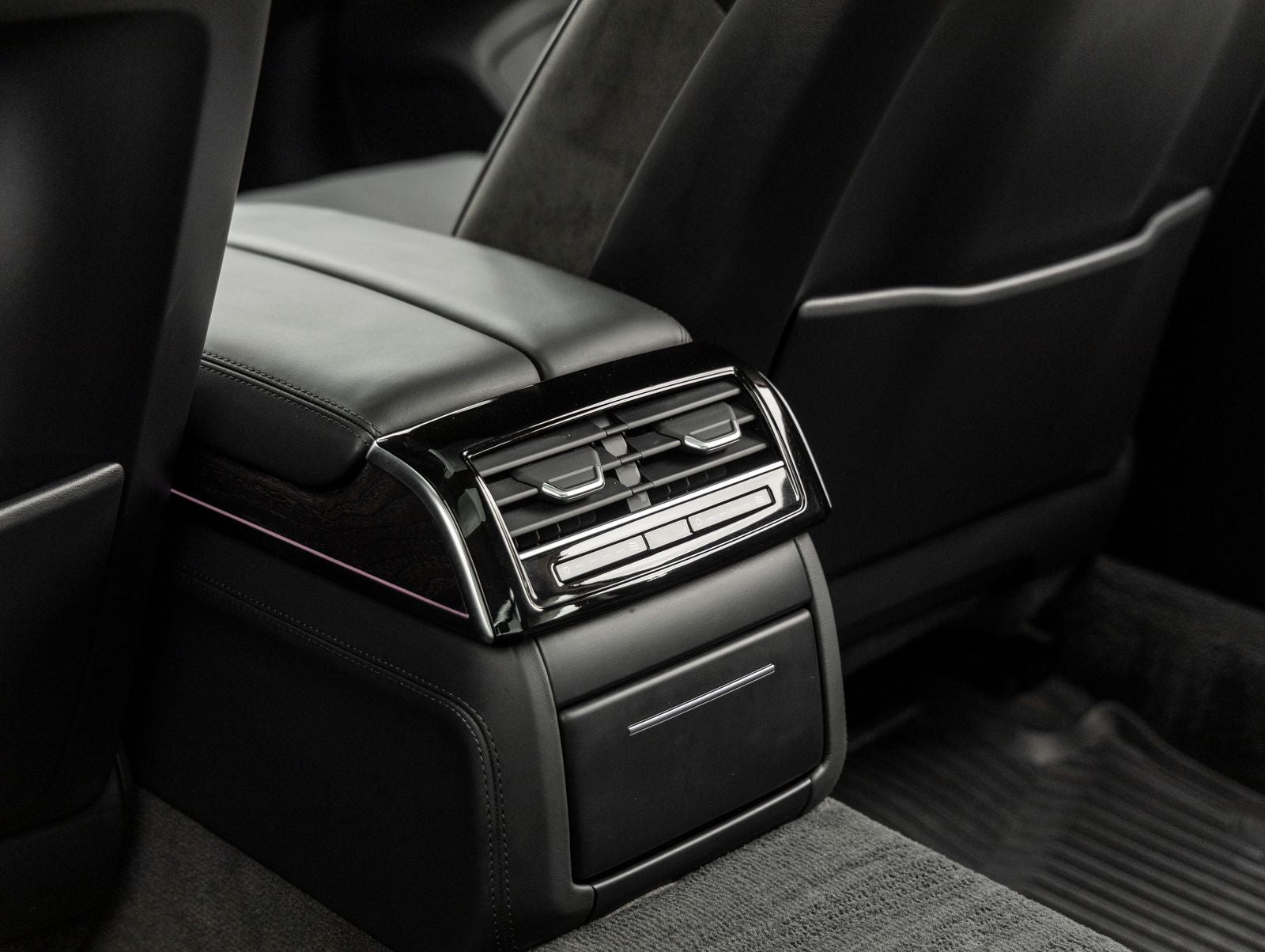 2022 Audi A8 L 55 quattro