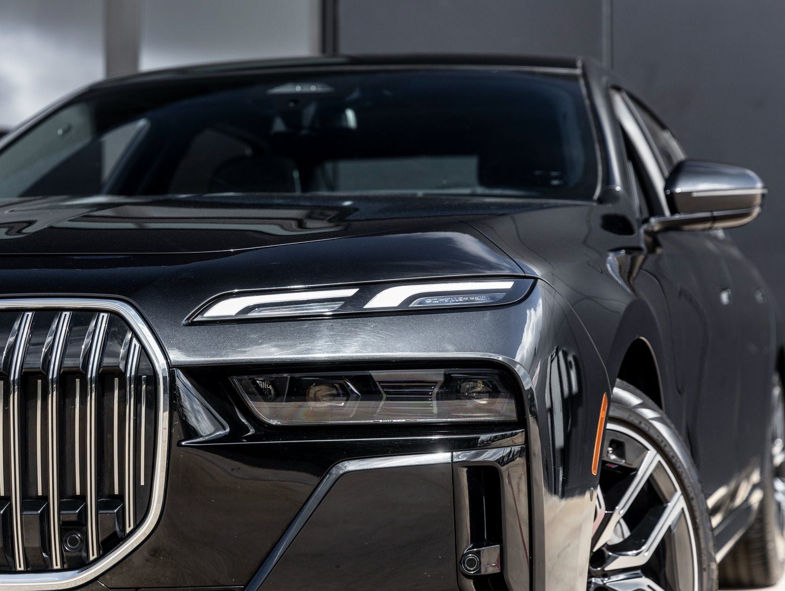 2024 BMW 7 Series 740i