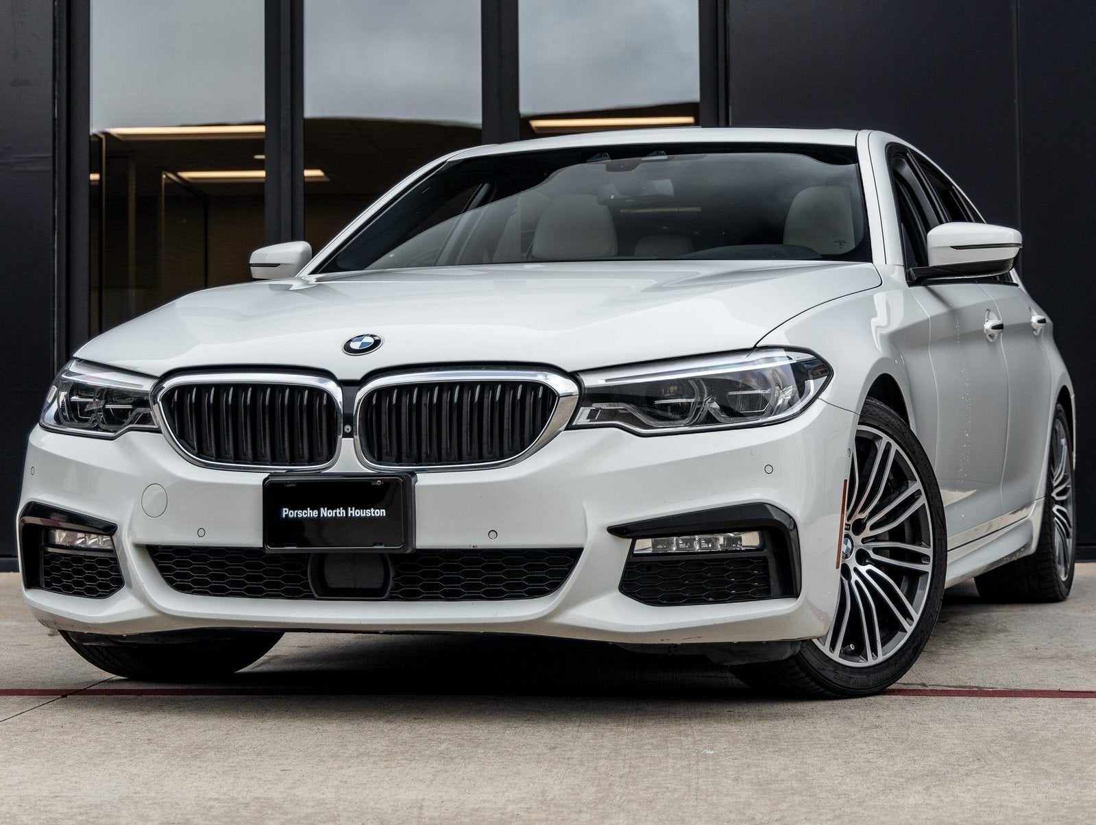 2018 BMW 5 Series 530i