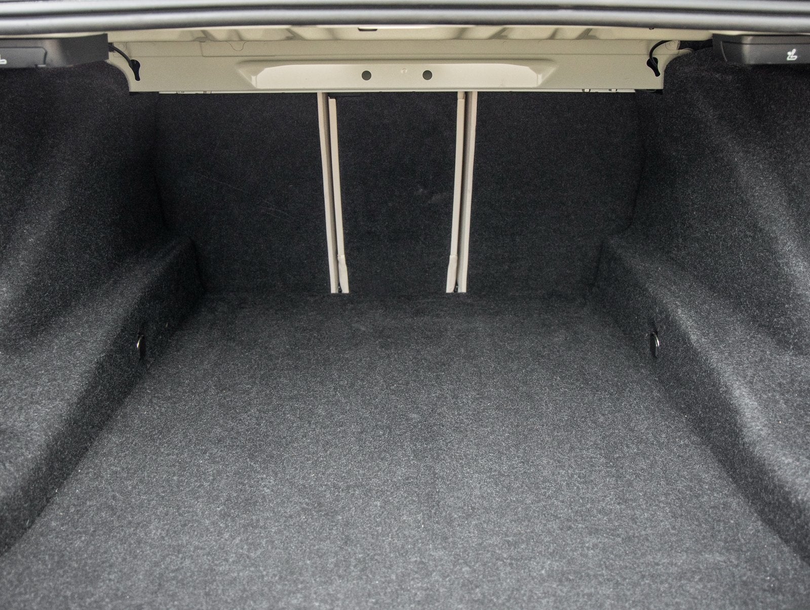 2018 BMW 5 Series 530i