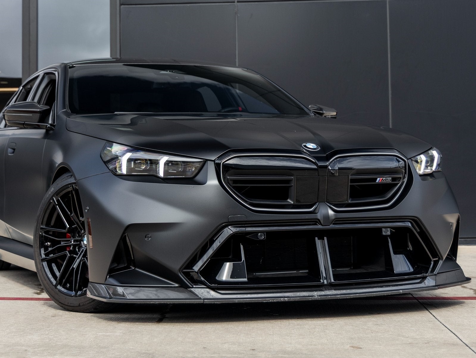 2025 BMW M5 Base