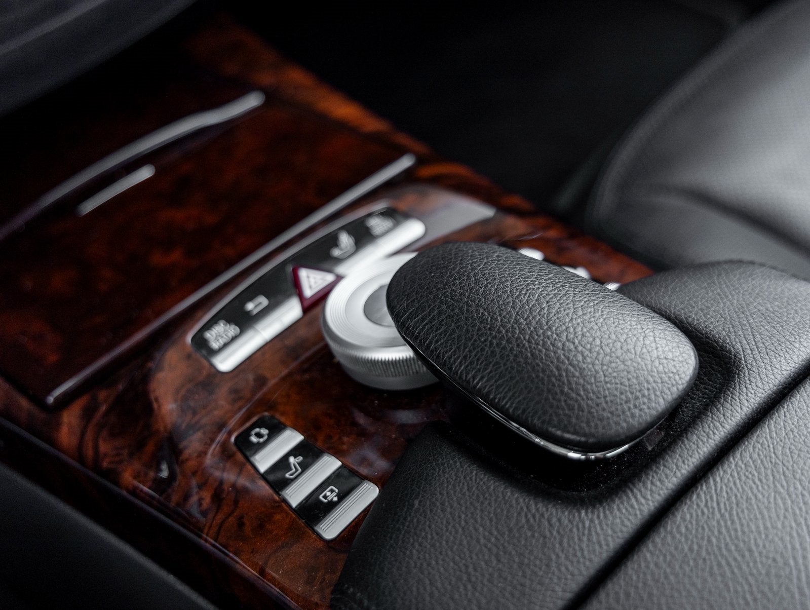 2011 Mercedes-Benz S-Class S 550