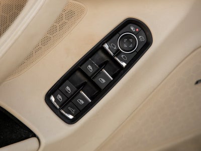 2016 Porsche Panamera Panamera Edition