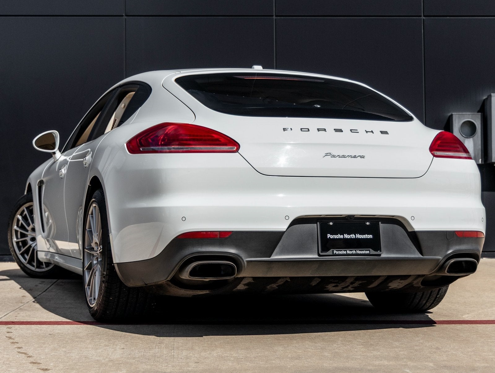 2016 Porsche Panamera Panamera Edition