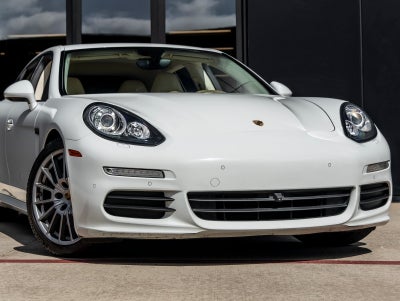 2016 Porsche Panamera Panamera Edition