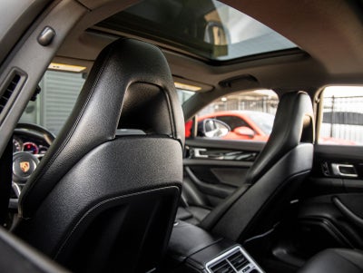 2018 Porsche Panamera Panamera 4