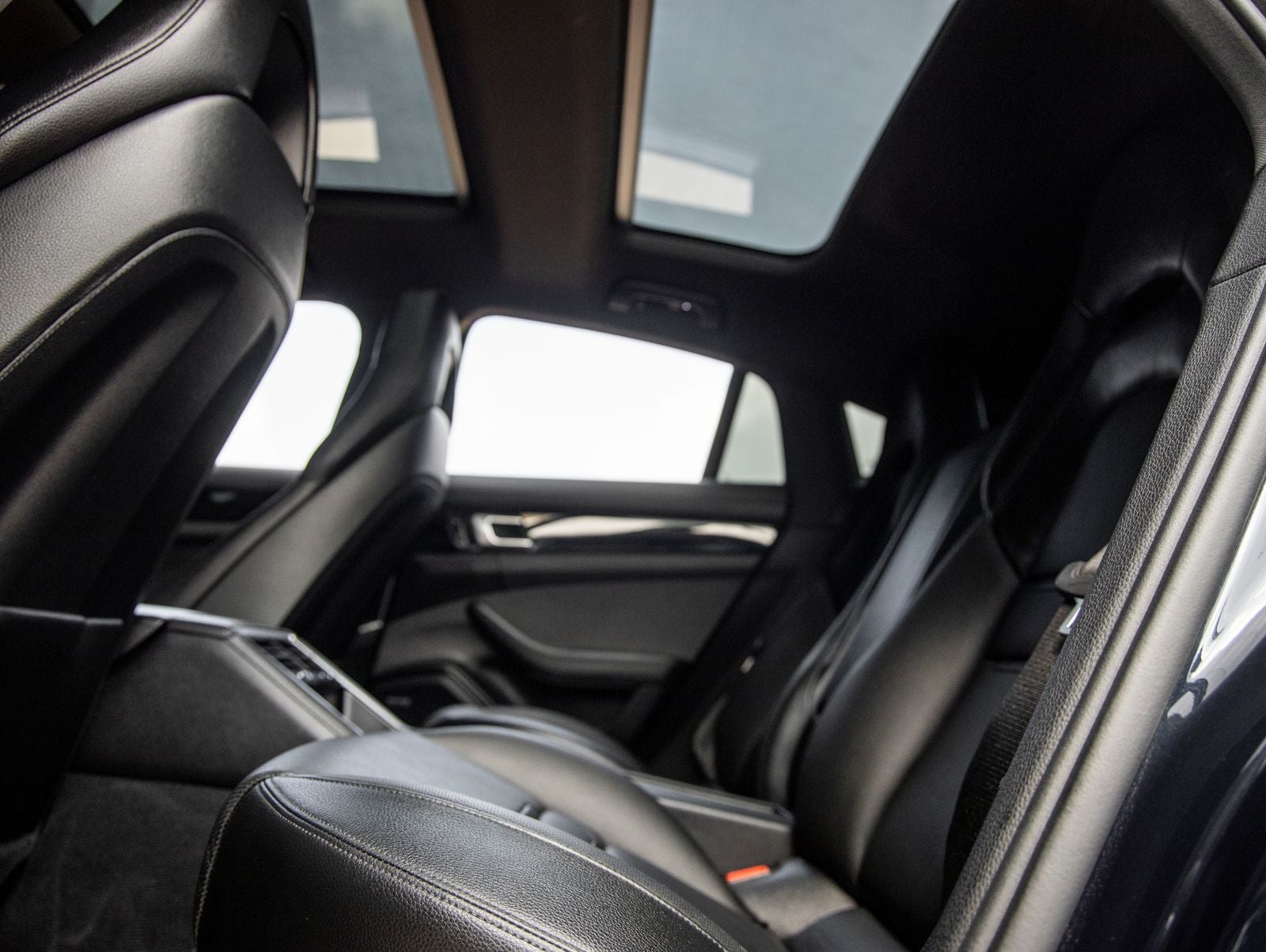 2018 Porsche Panamera Panamera 4
