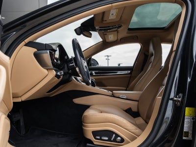 2018 Porsche Panamera Panamera