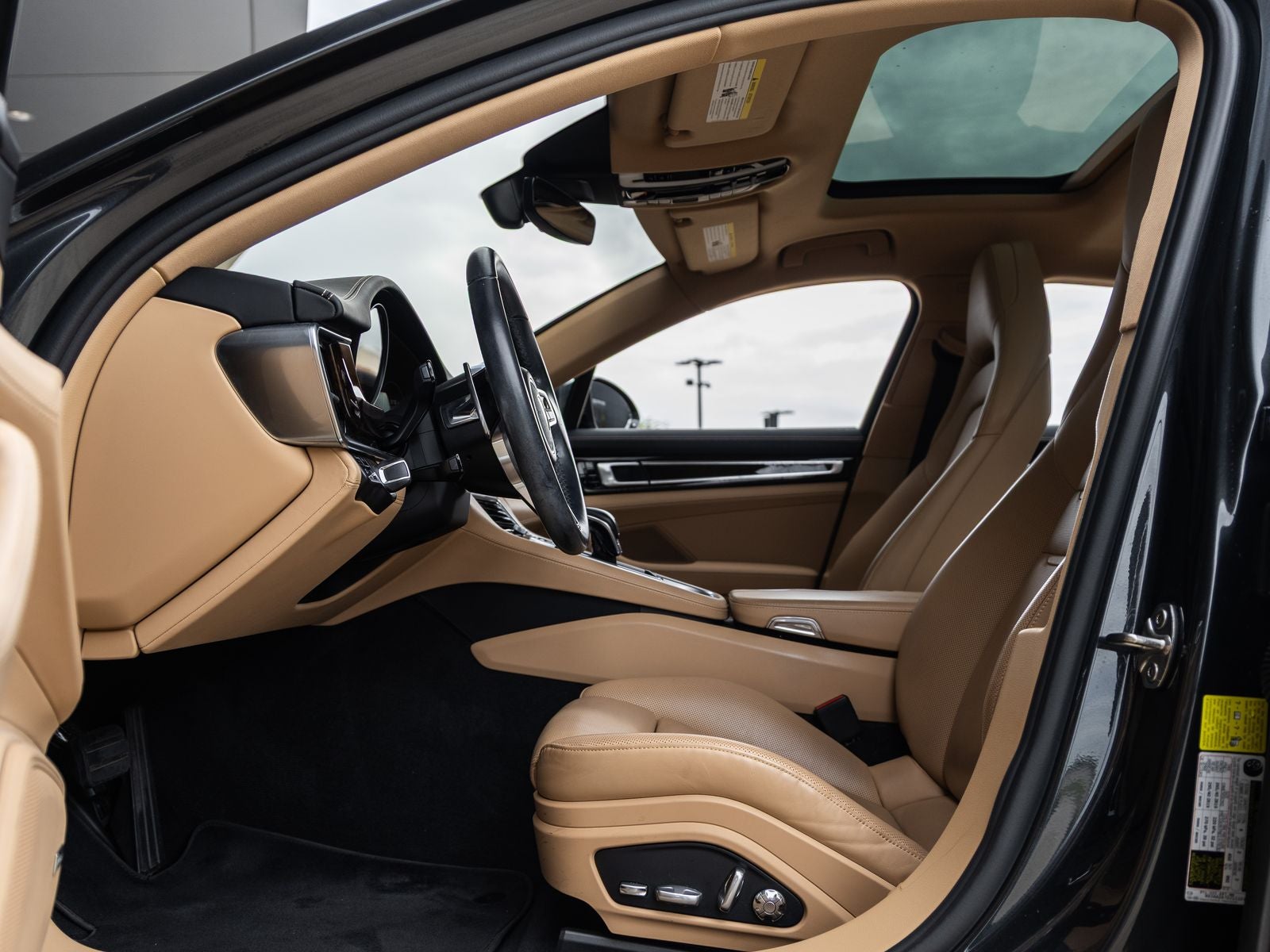 2018 Porsche Panamera Panamera