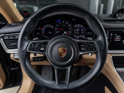 2018 Porsche Panamera Panamera
