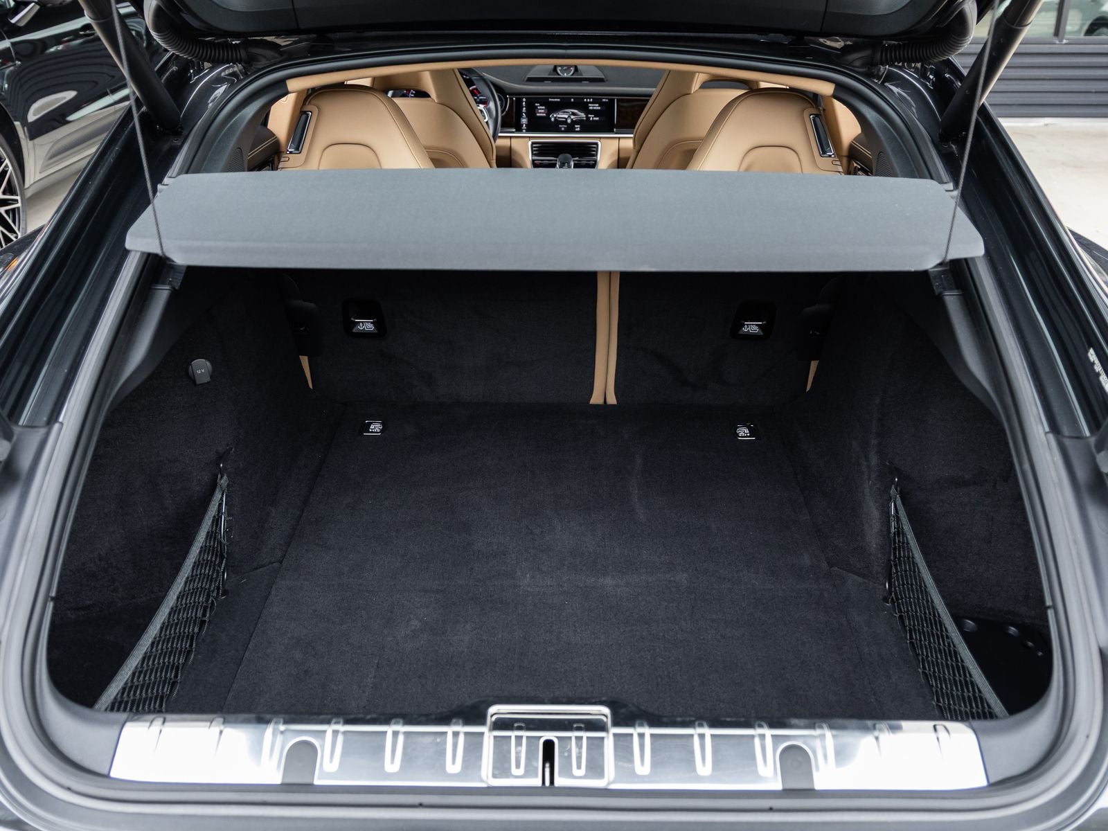 2018 Porsche Panamera Panamera