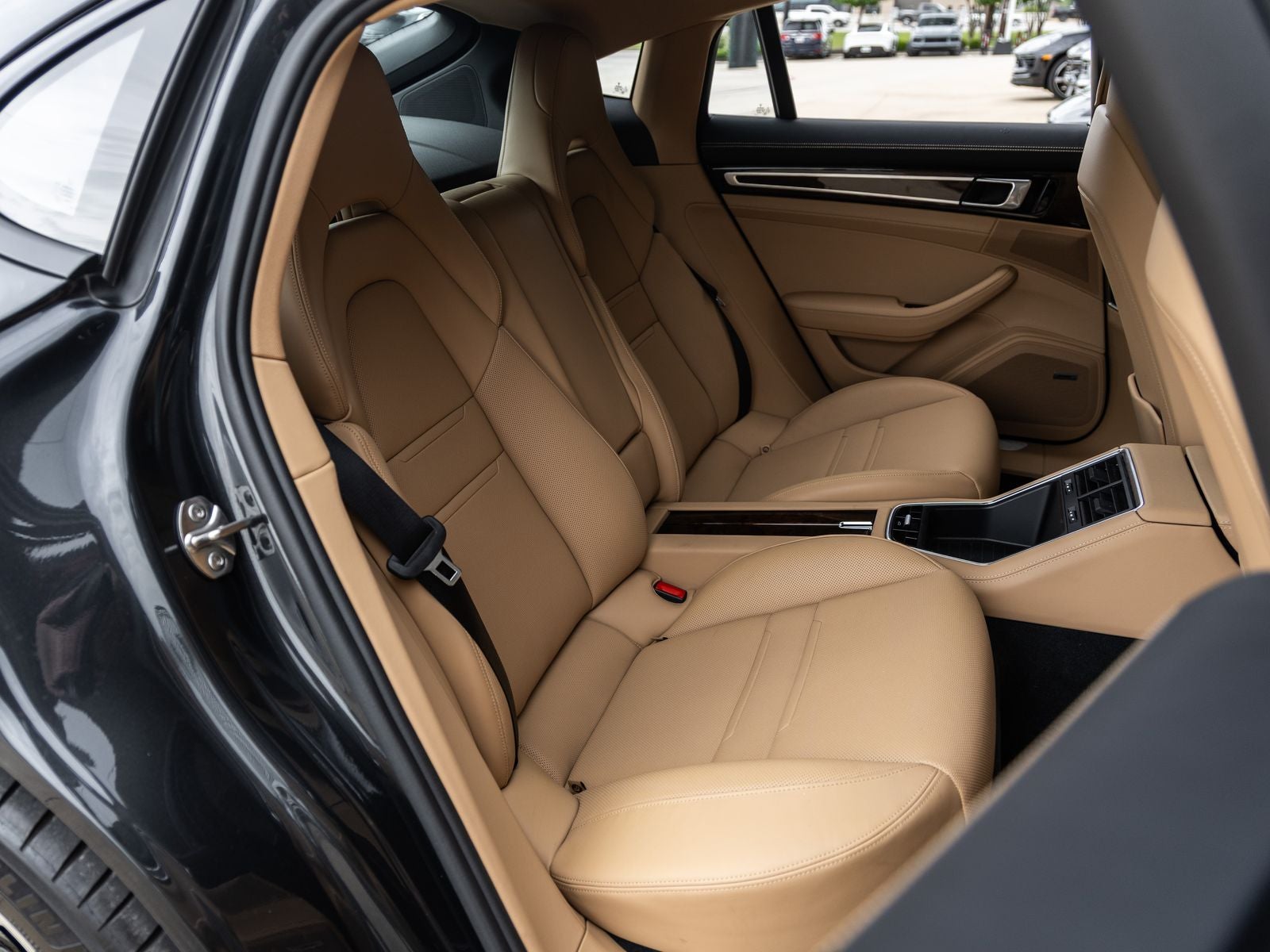 2018 Porsche Panamera Panamera