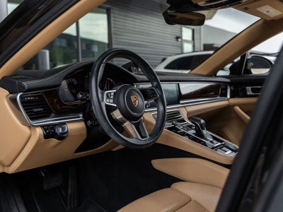 2018 Porsche Panamera Panamera