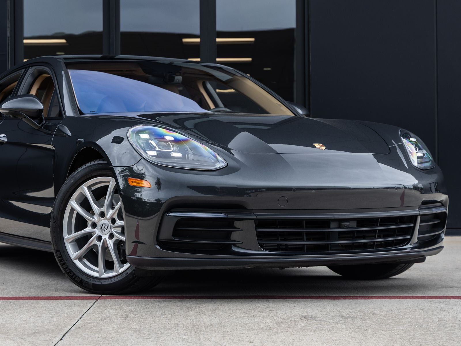 2018 Porsche Panamera Panamera