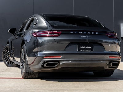 2017 Porsche Panamera Panamera