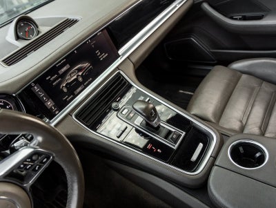 2017 Porsche Panamera Panamera