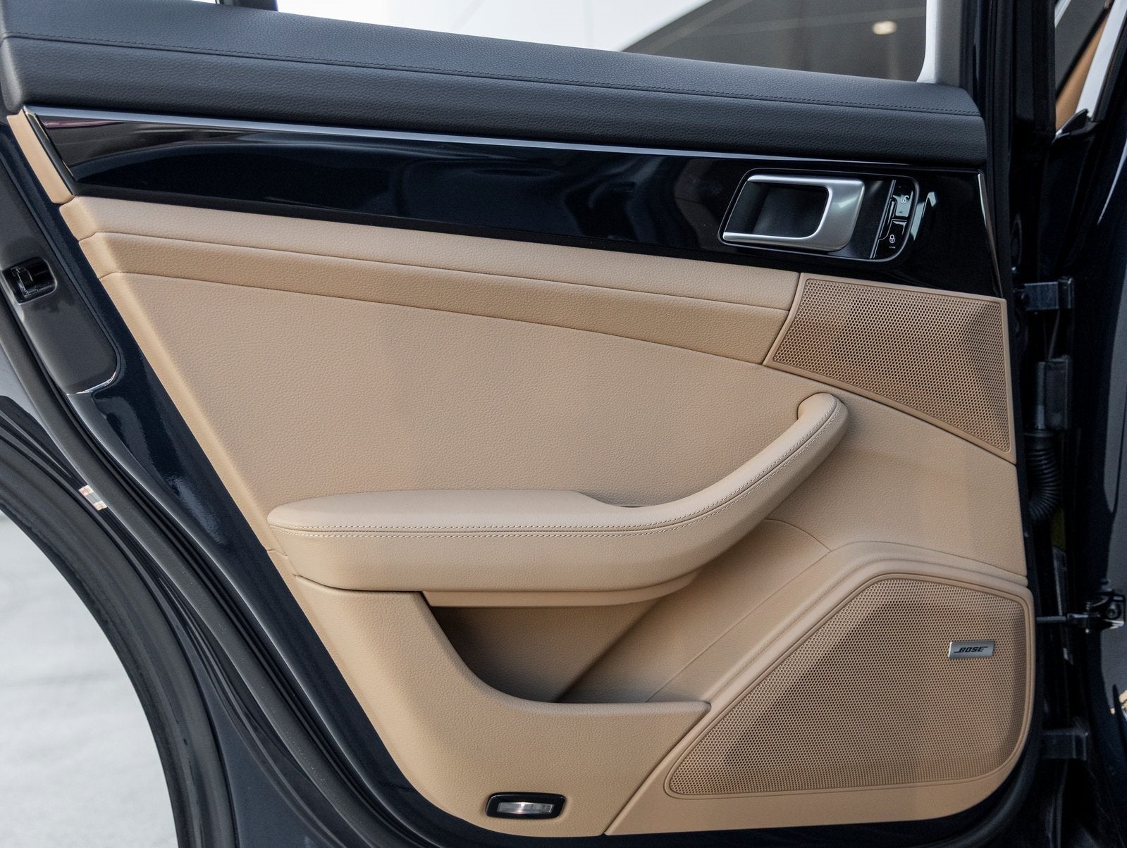 2018 Porsche Panamera Panamera