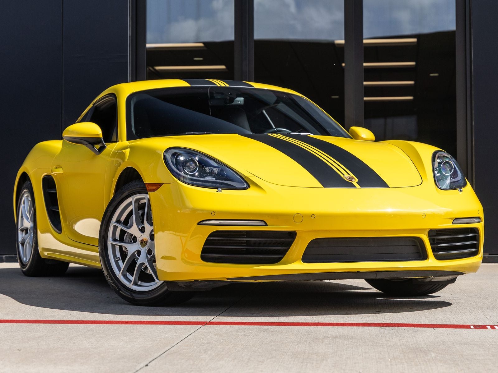2019 Porsche 718 Cayman Base