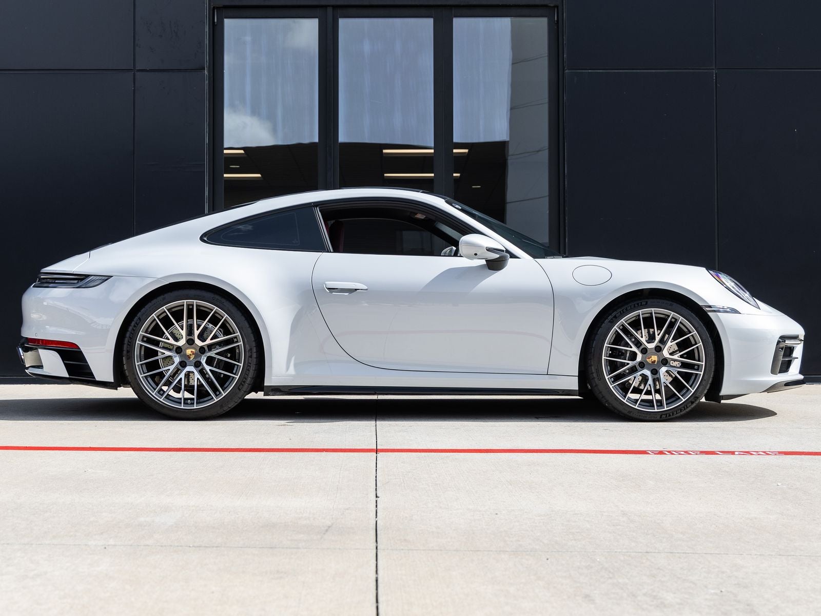 2023 Porsche 911 911 Carrera 4 (MY23)