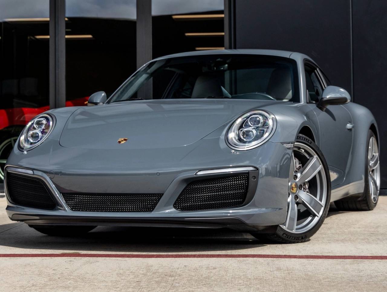 2017 Porsche 911 Carrera