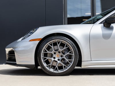 2025 Porsche 911 Carrera