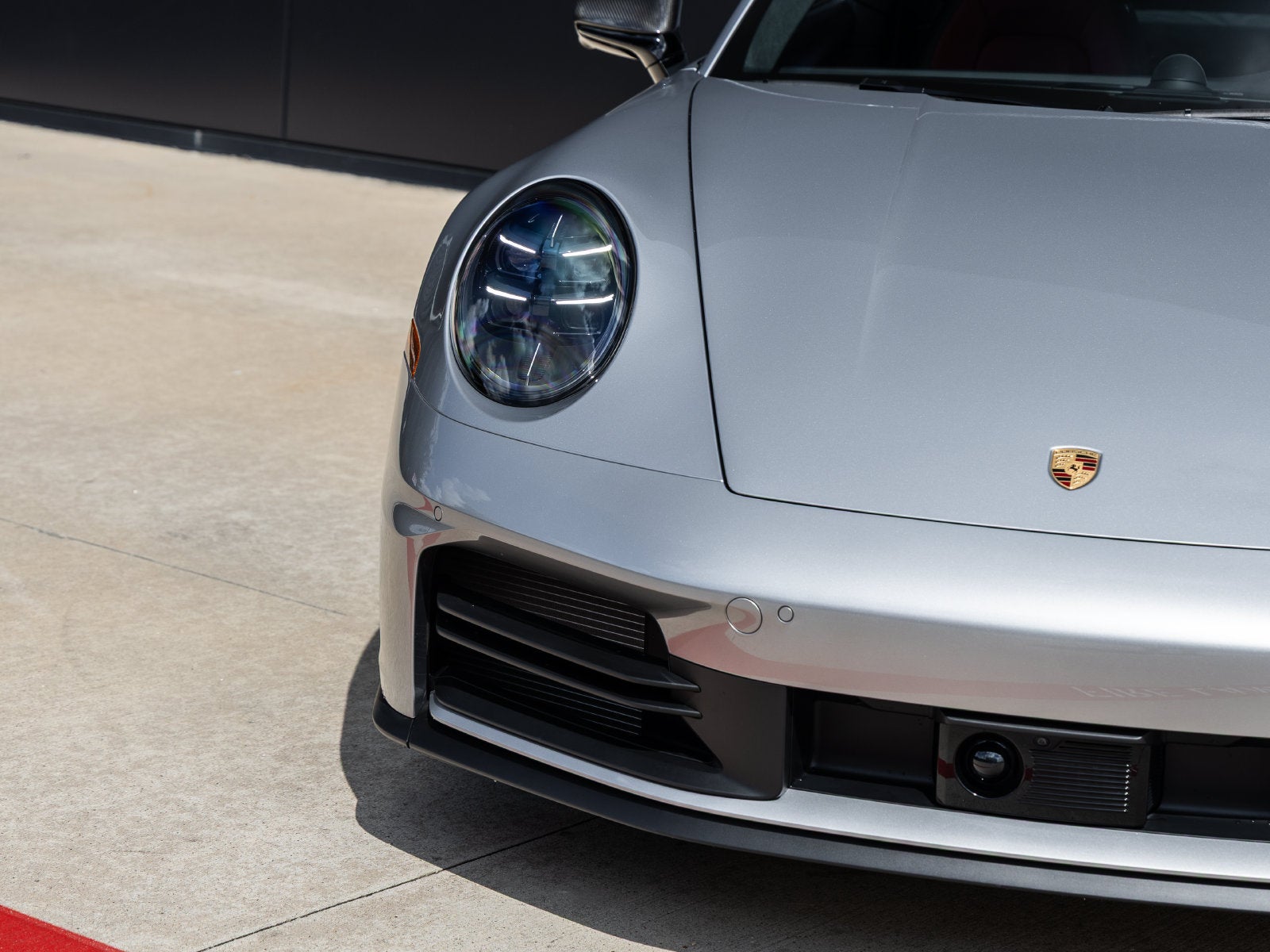 2025 Porsche 911 Carrera