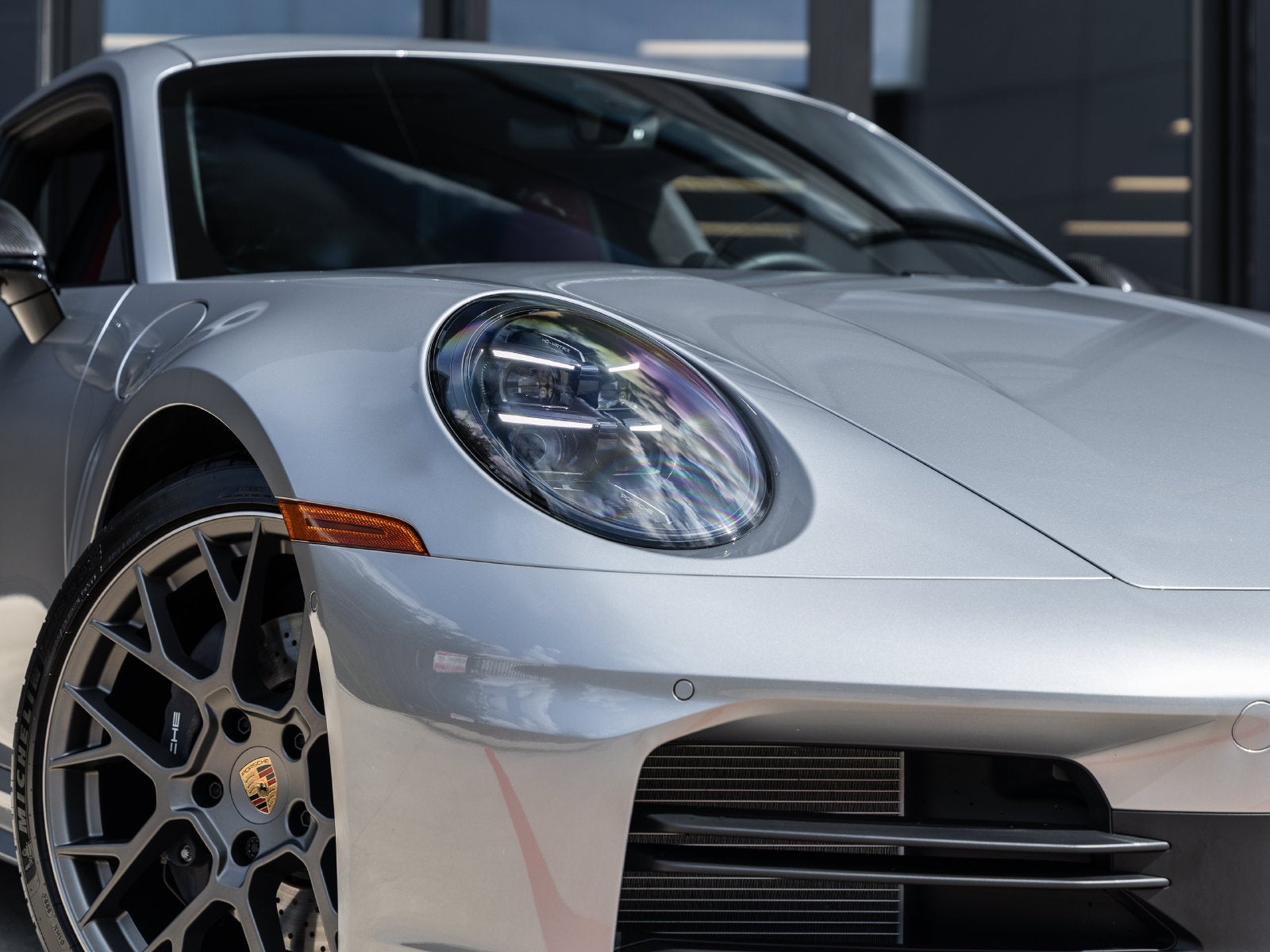 2025 Porsche 911 Carrera