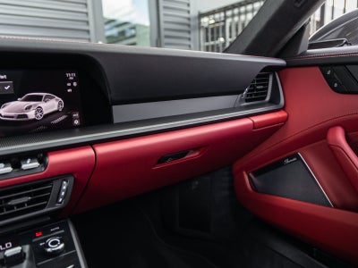 2025 Porsche 911 Carrera