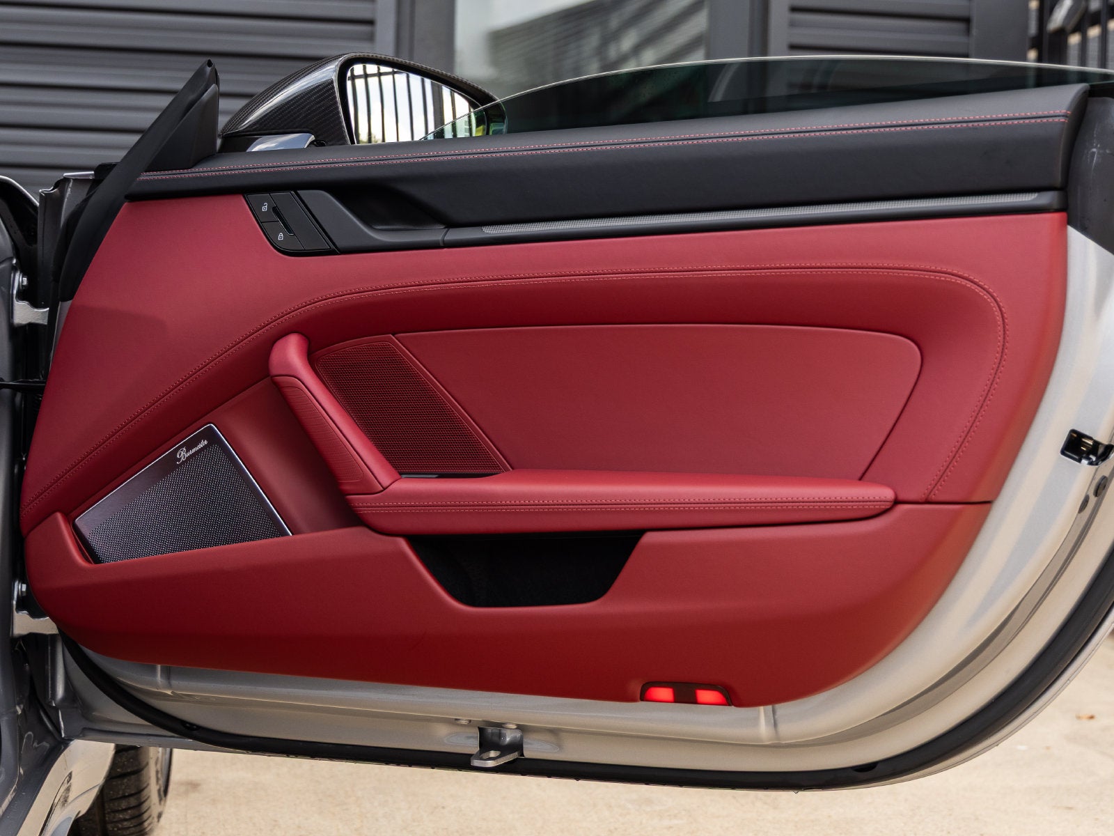 2025 Porsche 911 Carrera