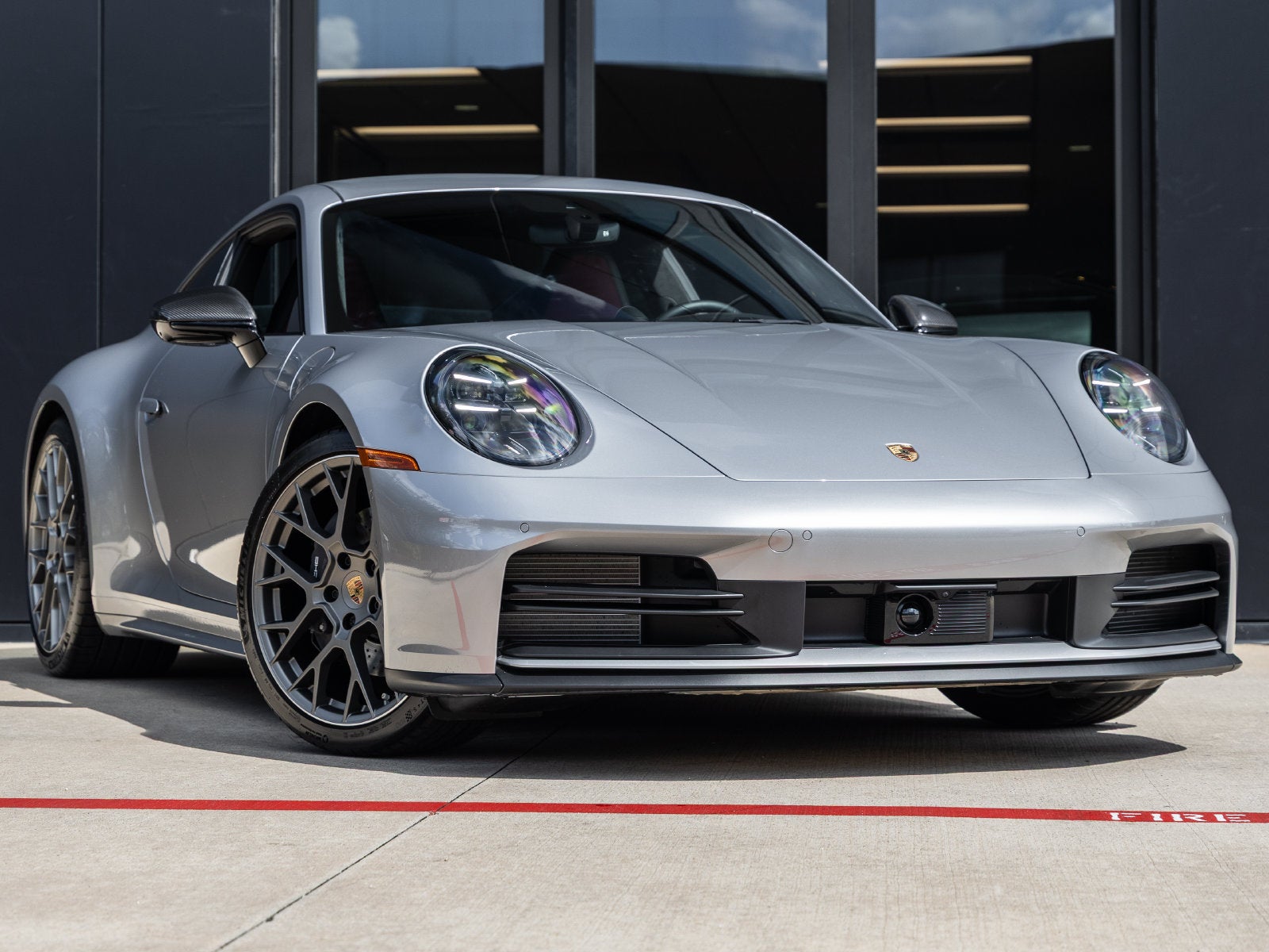 2025 Porsche 911 Carrera