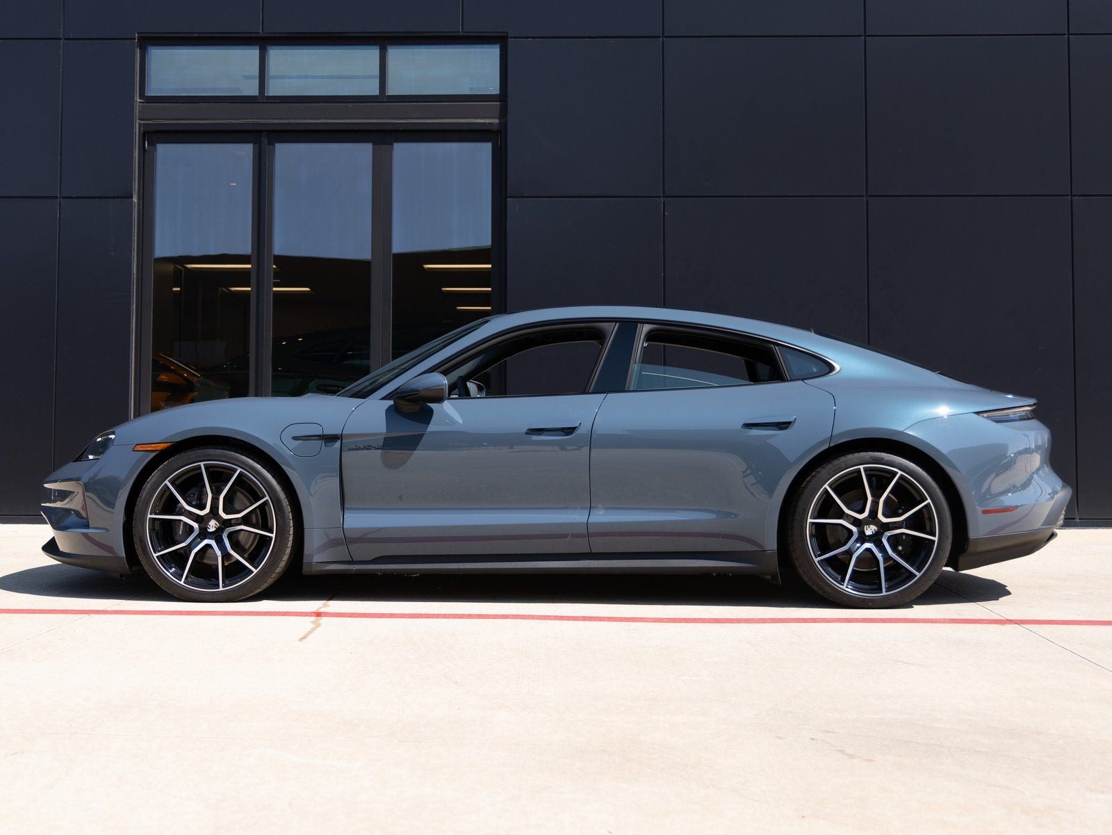 Used 2025 Porsche Taycan Base with VIN WP0AA2Y11SSA12565 for sale in Houston, TX