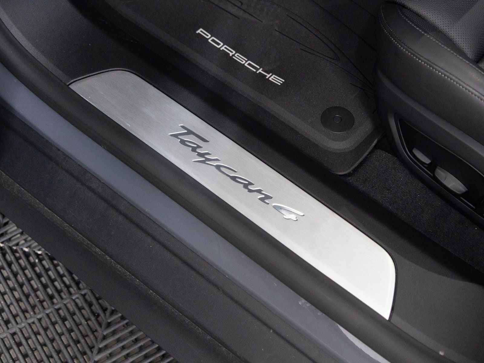 2026 Porsche Taycan Taycan 4