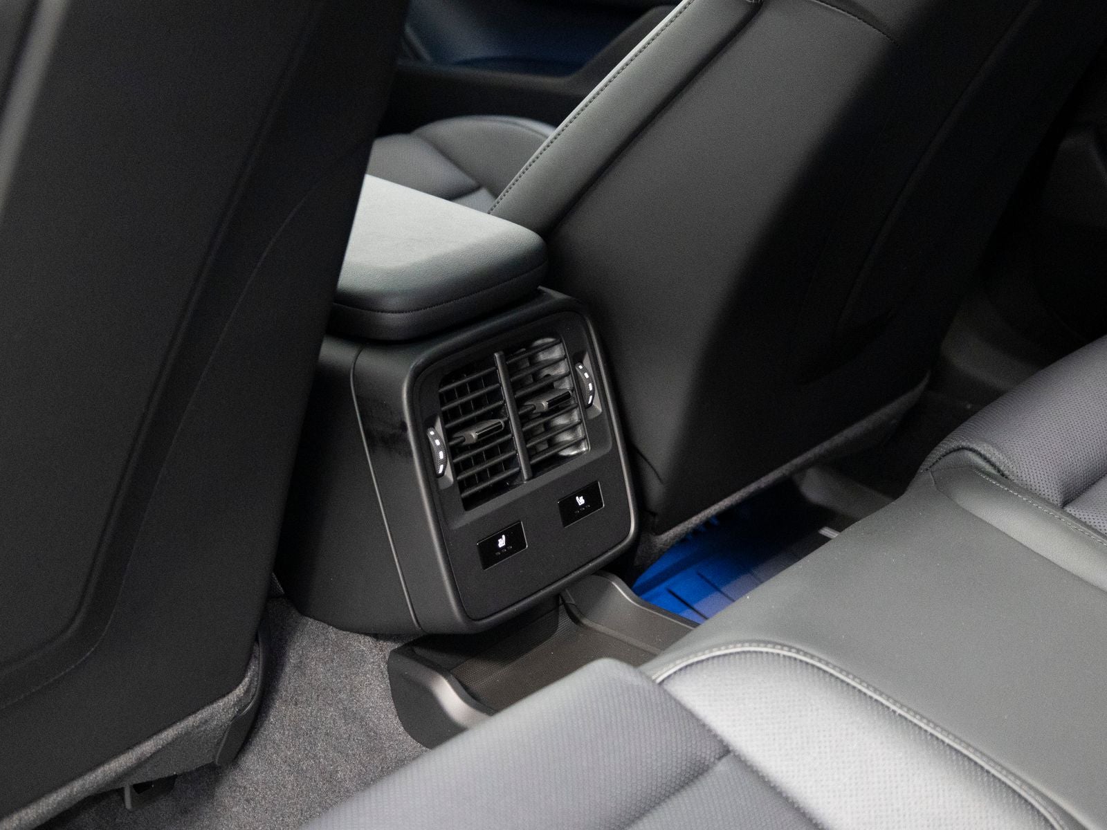 2026 Porsche Taycan Taycan 4