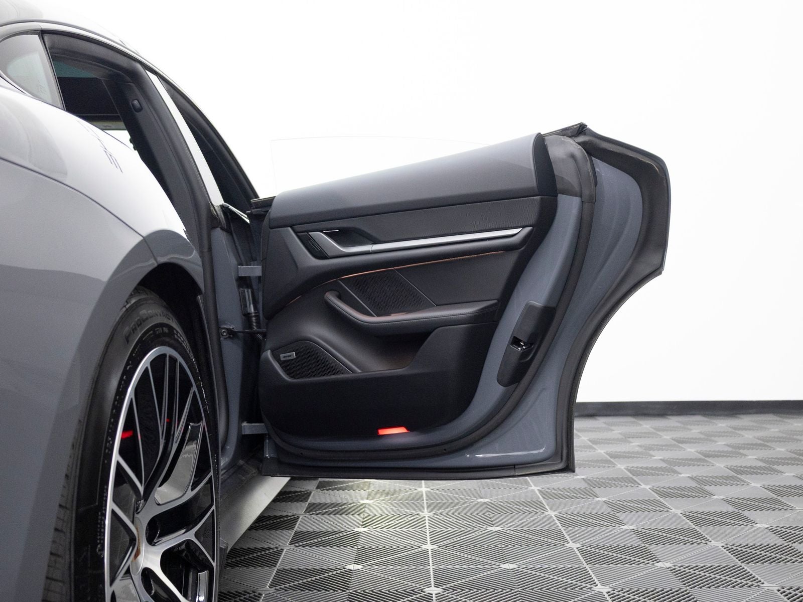 2026 Porsche Taycan Taycan 4