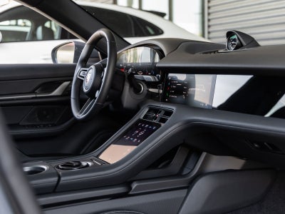 2026 Porsche Taycan 4