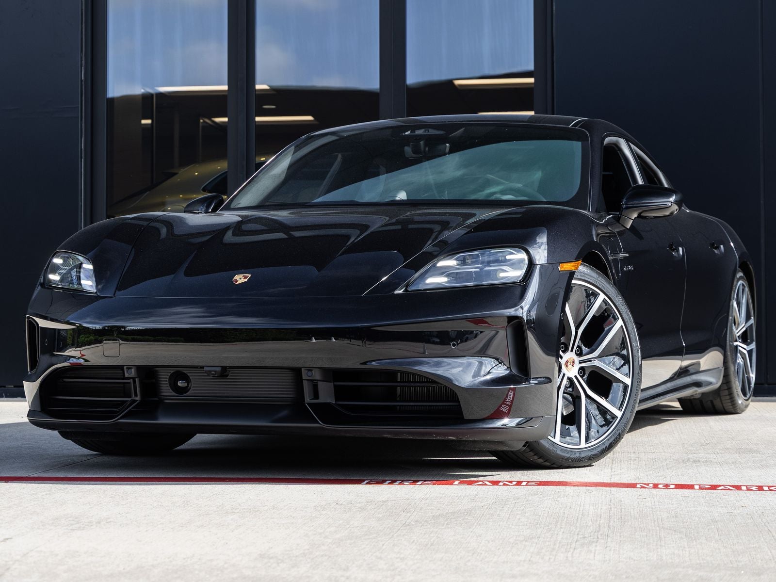 2026 Porsche Taycan Taycan 4 Black Edition