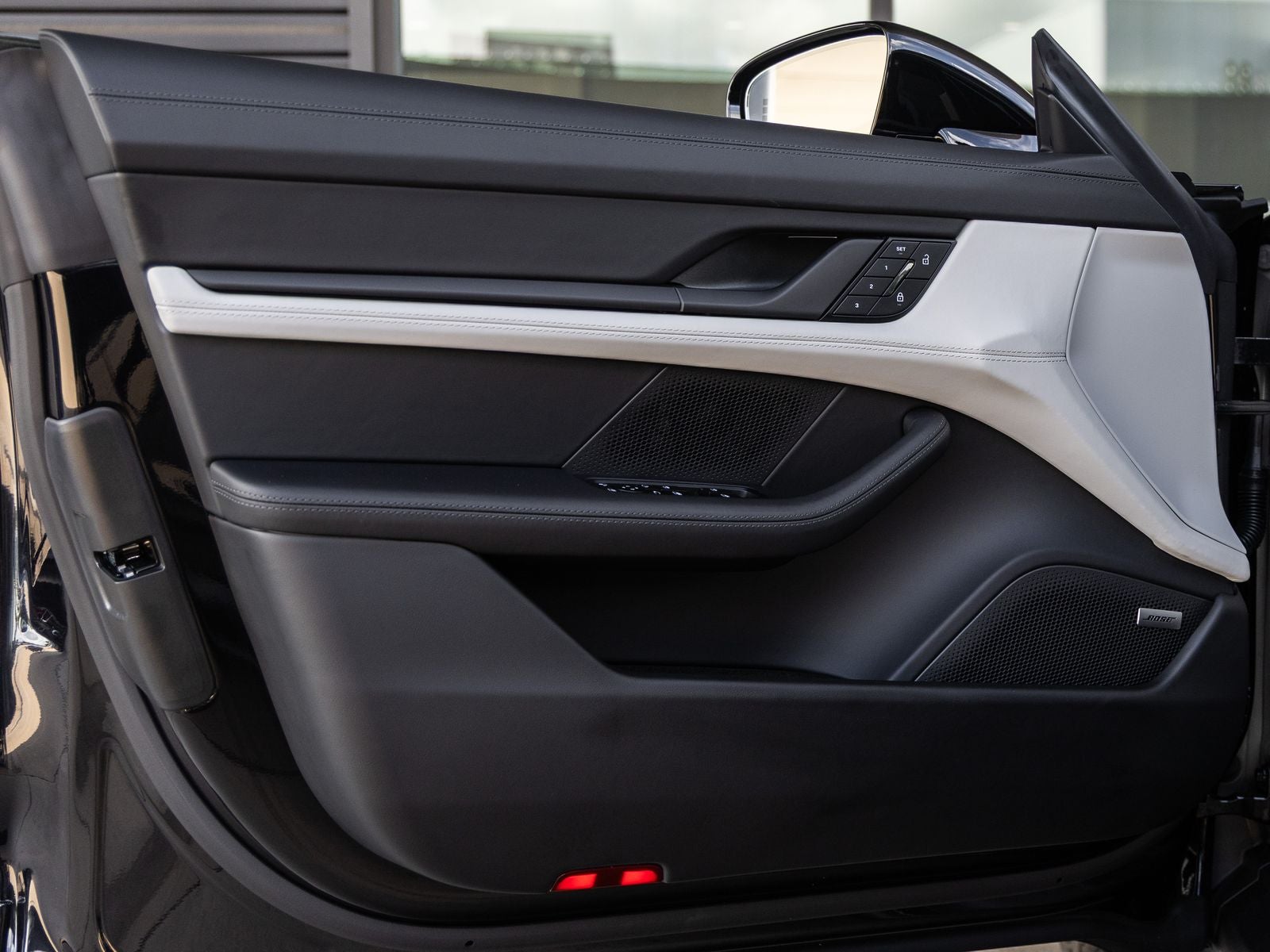 2026 Porsche Taycan Taycan 4 Black Edition