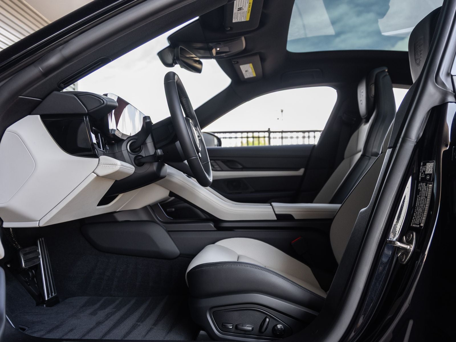 2026 Porsche Taycan Taycan 4 Black Edition