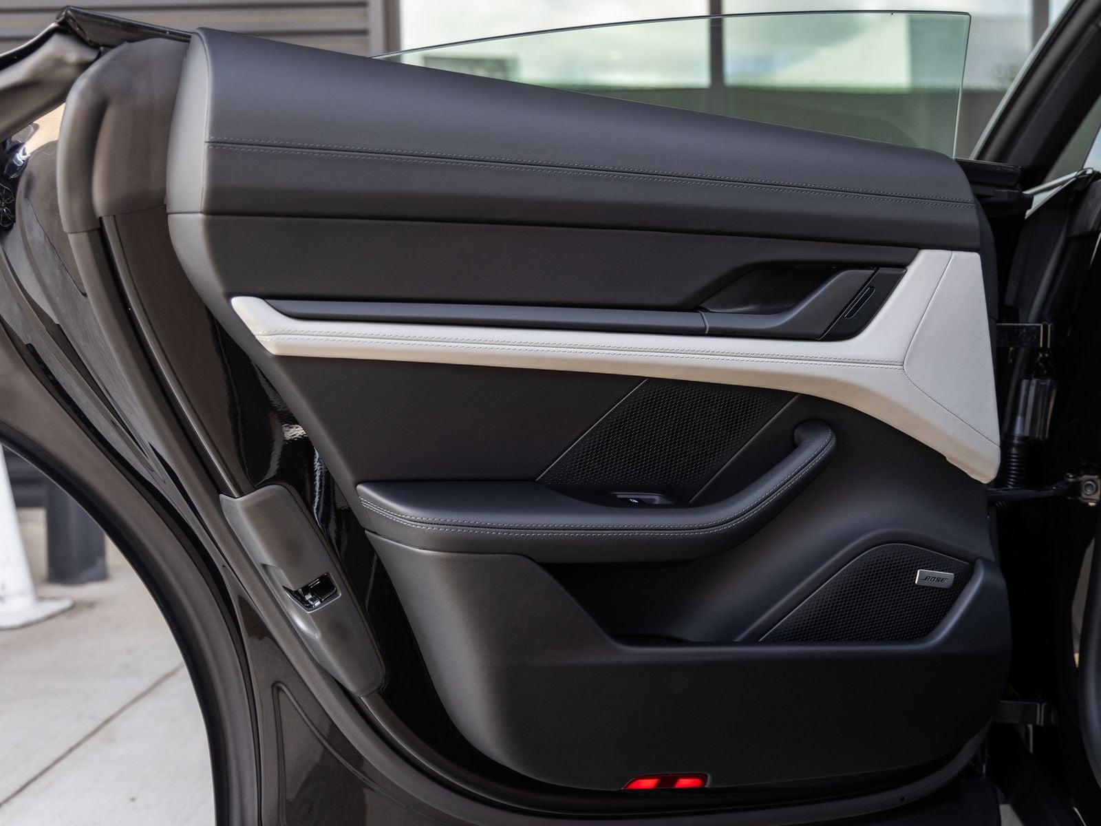 2026 Porsche Taycan Taycan 4 Black Edition