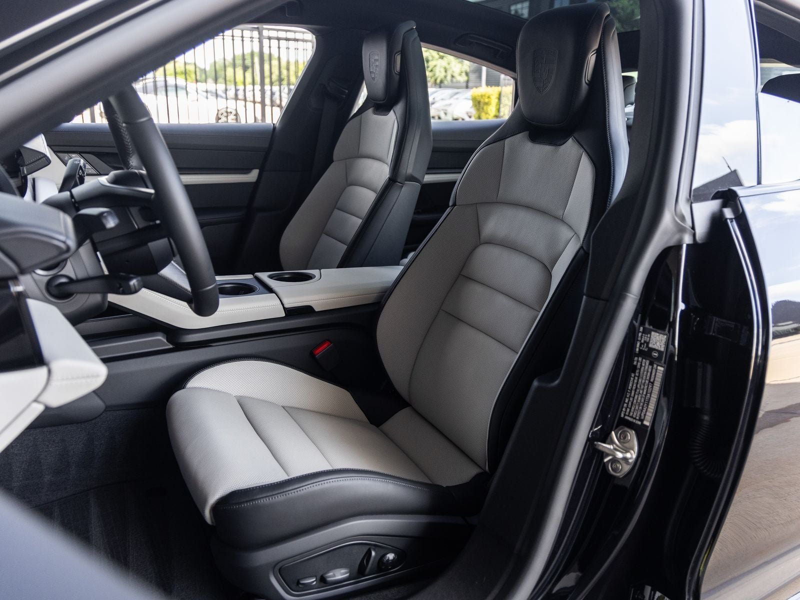 2026 Porsche Taycan Taycan 4 Black Edition