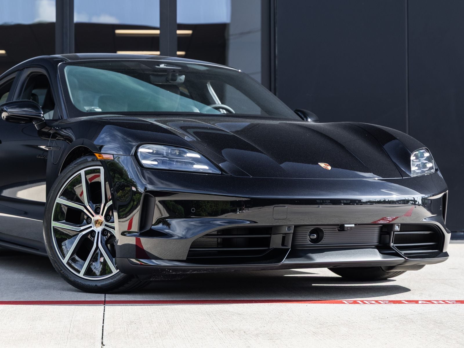 2026 Porsche Taycan Taycan 4 Black Edition