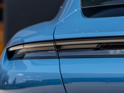 2025 Porsche Taycan Taycan 4