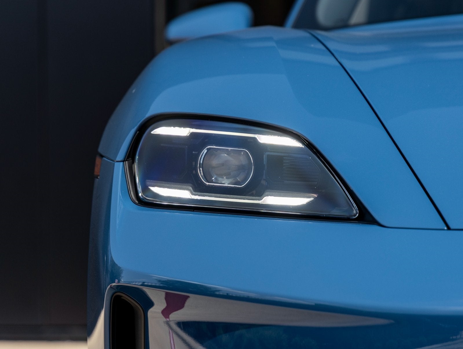 2025 Porsche Taycan Taycan 4