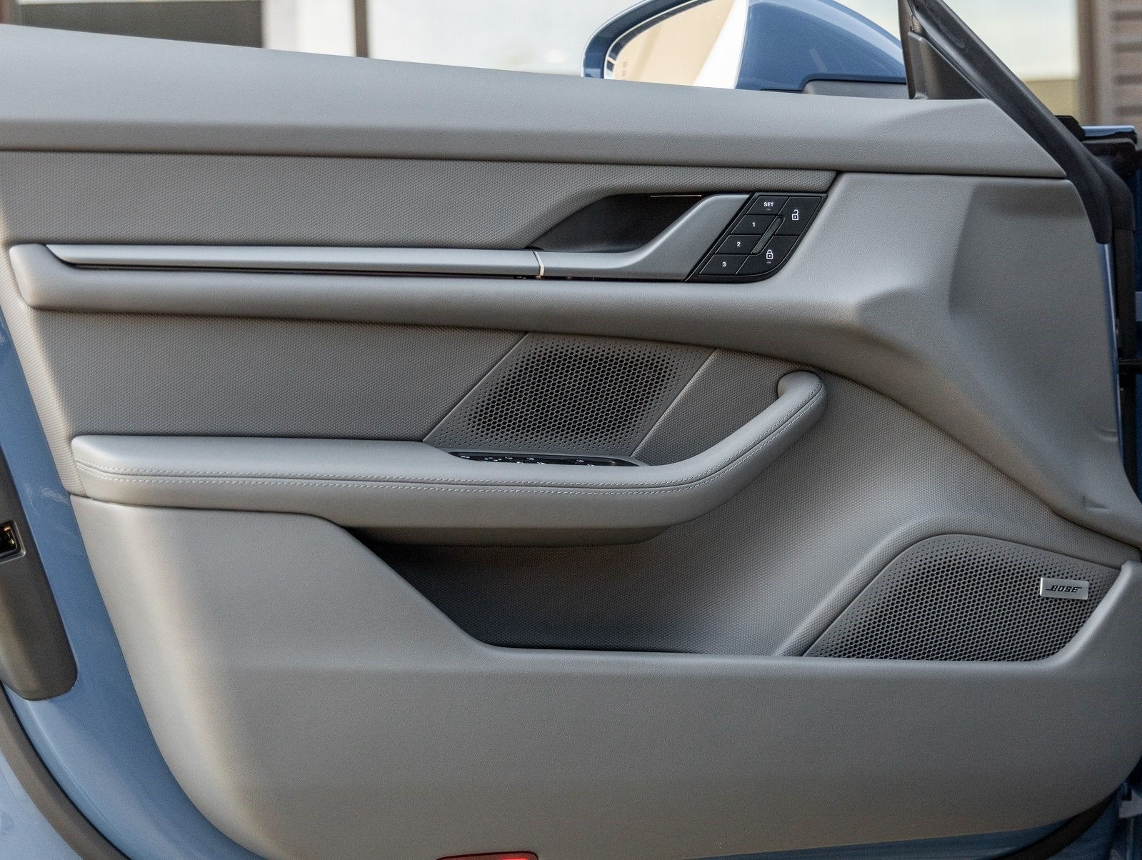 2025 Porsche Taycan Taycan 4