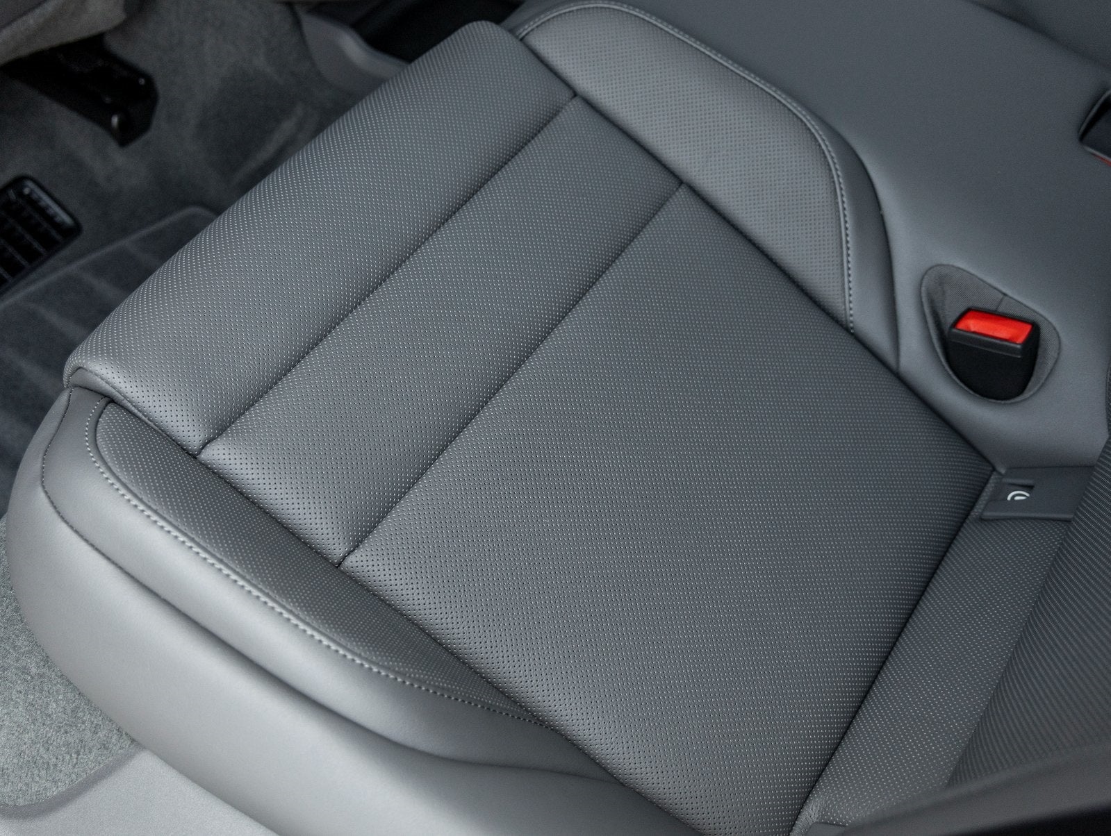 2025 Porsche Taycan Taycan 4